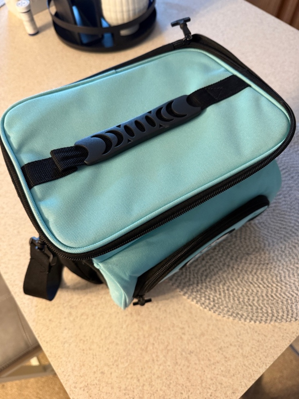 RTIC lunchbox - Picture 2 of 3